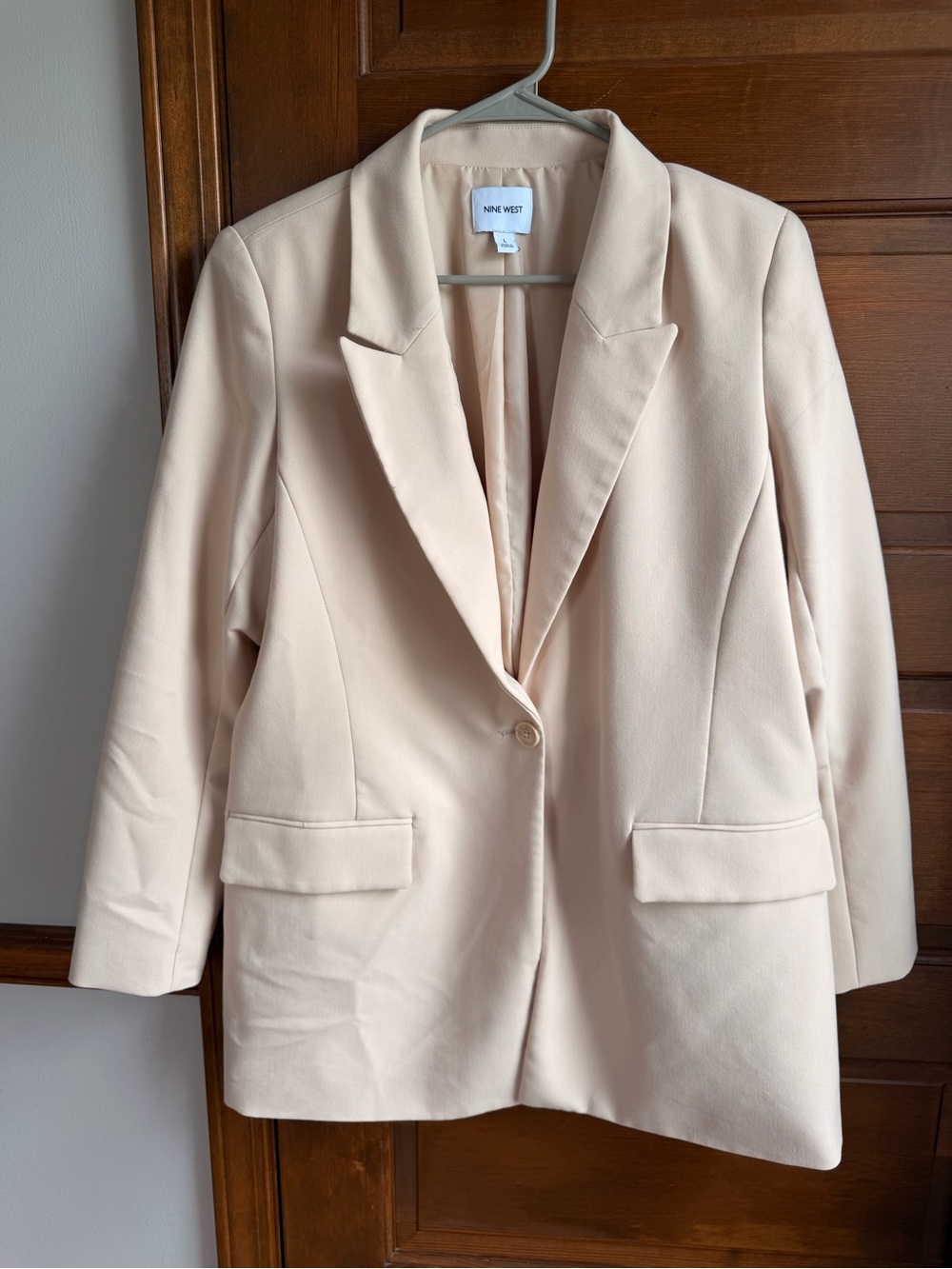 WOMENS NINE WEST BLAZER & SHORTS SUIT SET - Picture 3 of 7